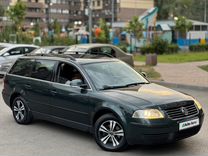 Volkswagen Passat 1.6 MT, 2004, 243 132 км, с пробегом, цена 699 999 руб.