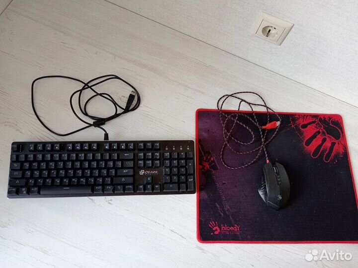 Механическая клавиатура и мышь