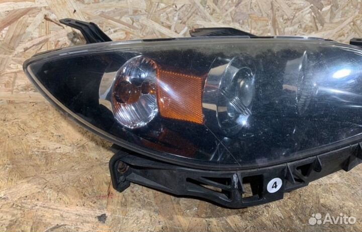 Фара передняя правая Mazda 3 BK