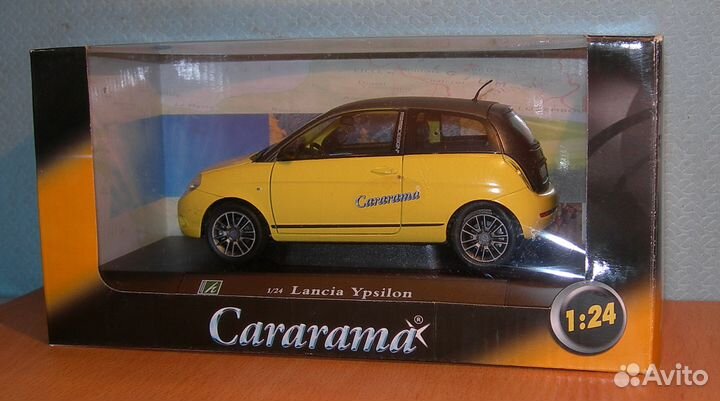 Коллекционная модель машины Lancia Ypsion N67