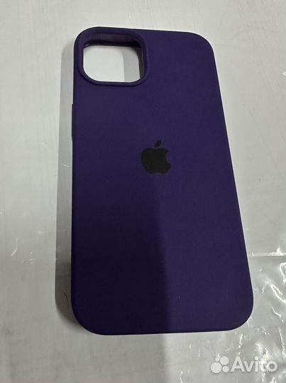 Чехол сиреневый на айфон 14