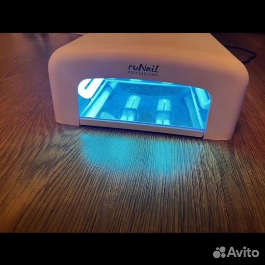 Лампа для сушки ногтей