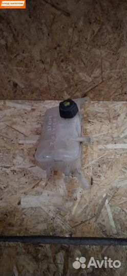 Бачок расширительный Renault Megane 3