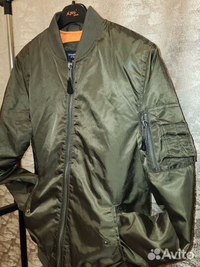 Куртка бомбер