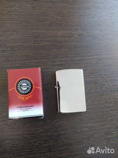 Зажигалка бензиновая