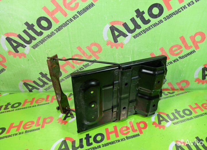 Крепление аккумулятора suzuki escudo TDA4W