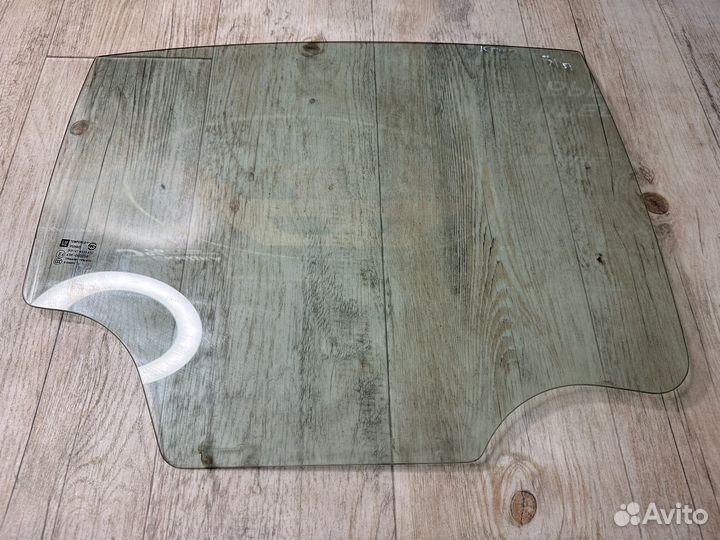 Стекло задней правой двери Chevrolet Cruze