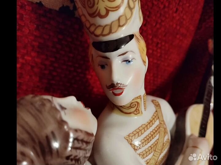 Фарфоровые статуэтки времен СССР Гусарский романс