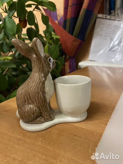 Подставка под яйцо hm