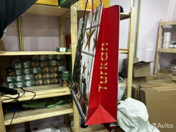 Новогодние подарочные пакеты