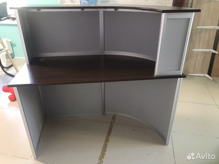 Стойка ресепшен бу