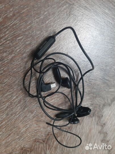 Наушники Philips c микрофоном