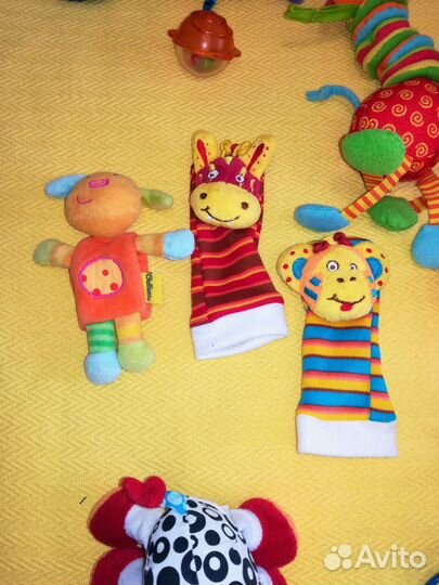 Импортные игрушки для малышей, пакетом