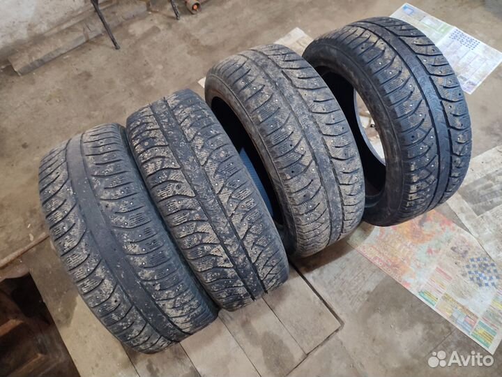 Bridgestone Ice Cruiser 7000 205/55 R16 91T