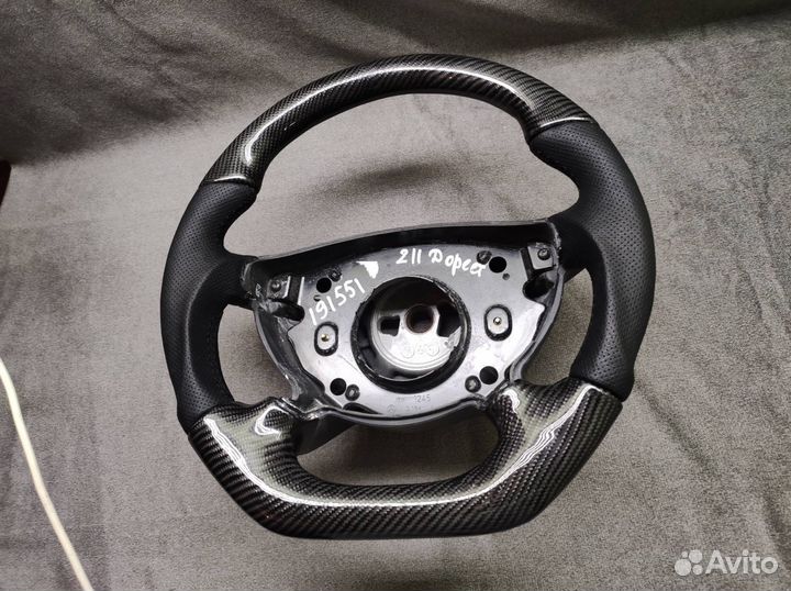 Карбоновый руль Mercedes 211