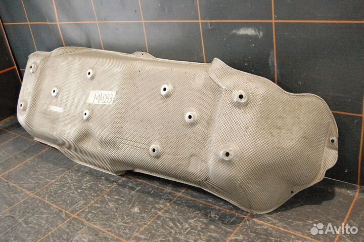 Mercedes-Benz GLC X253 - Экран теплозащитный