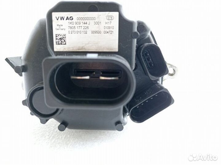 Моторчик рулевой рейки Volkswagen Passat B6 1.4