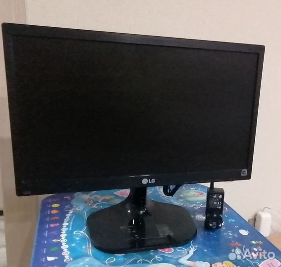 Монитор LG 20m47d-b