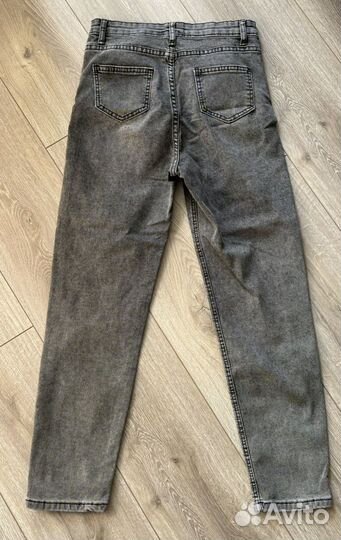 Джинсы