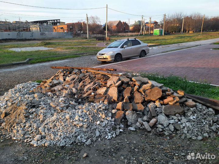 Вывоз мусора/Хлама/Веток/Демонтаж