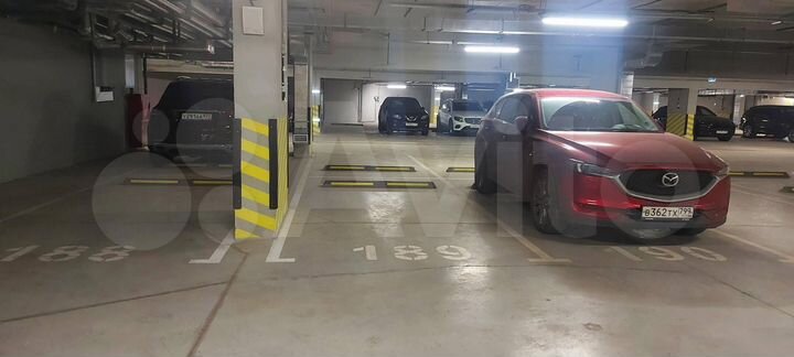 Машиноместо