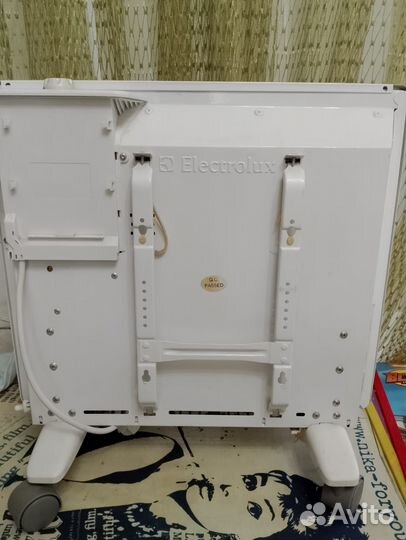 Обогреватель электрический бытовой конвекционного