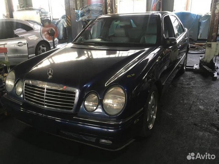 Разбор Mercedes W210