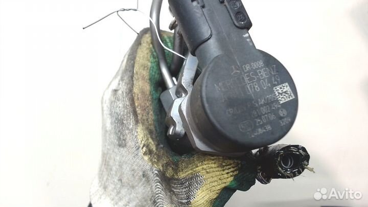 Рампа топливная Chrysler 300C, 2006