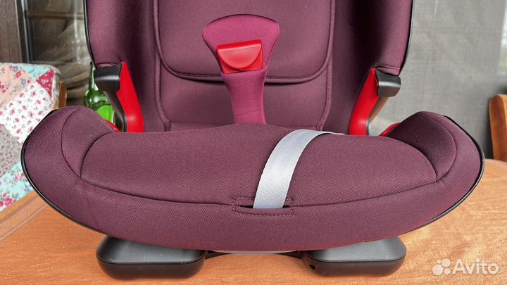 Автокресло britax roemer advansafix IV M 9-36