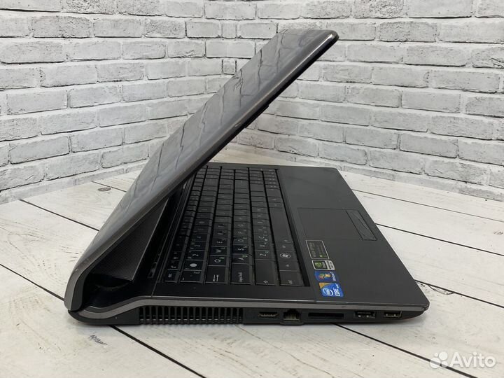 Быстрый ноутбук Asus i3/Nvidia/SSD/гарантия