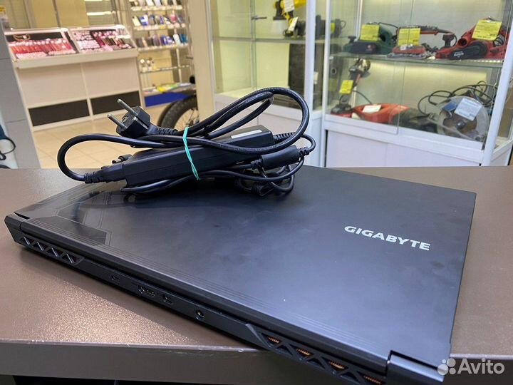 Игровой ноутбук i5 12x2.5ггц/16Гб