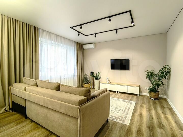 2-к. квартира, 85 м², 2/17 эт.