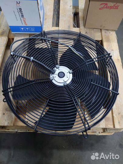 Вентилятор осевой Ebmpapst S6E450-AP02-01