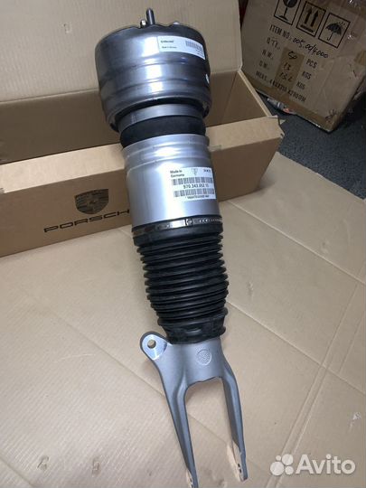 Пневмостойка передняя правая Porsche Panamera 970