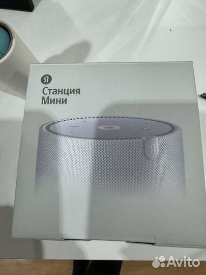 Умная колонка алиса