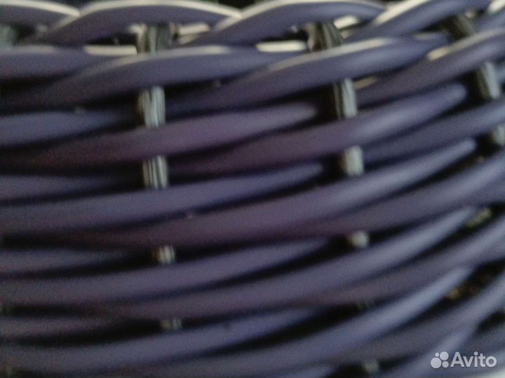 Кашпо для цветов из ротанга