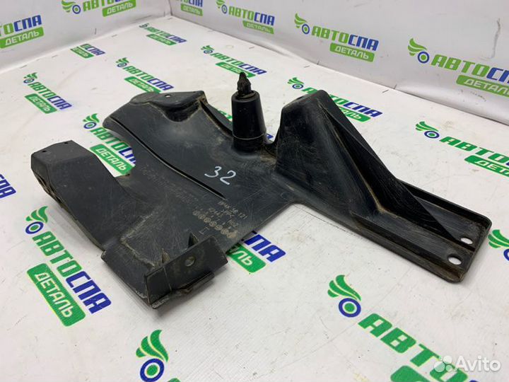 Пыльник днища левый Mazda 3 Bl бензин 2010