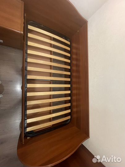 Кровать односпальная бу