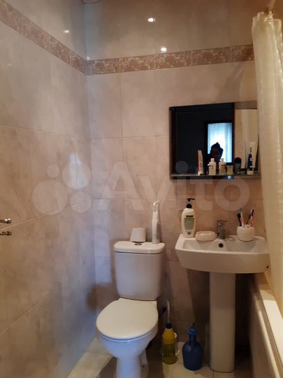 Дом 263 м² на участке 6 сот.