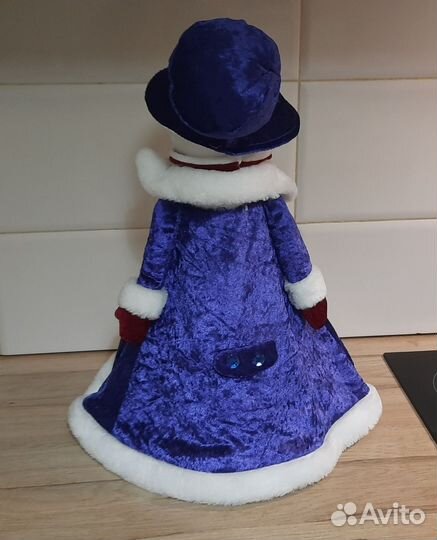 Снеговик под ёлку