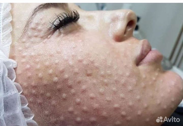 Косметолог модели на процедуры красоты