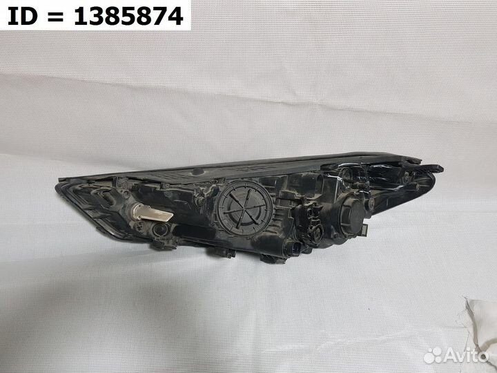 Фара правая Hyundai Tucson