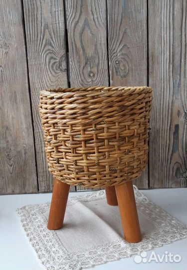 Кашпо плетеное для цветов