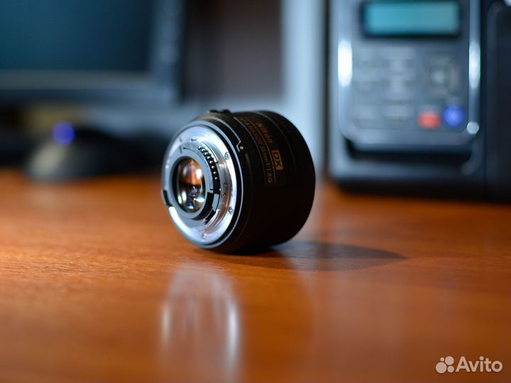 Объектив Nikon 35mm f/1.8G AF-S DX Nikkor