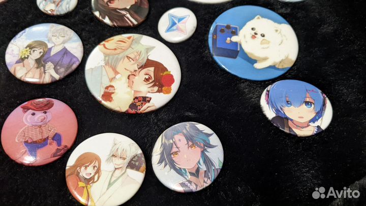 Значки с аниме
