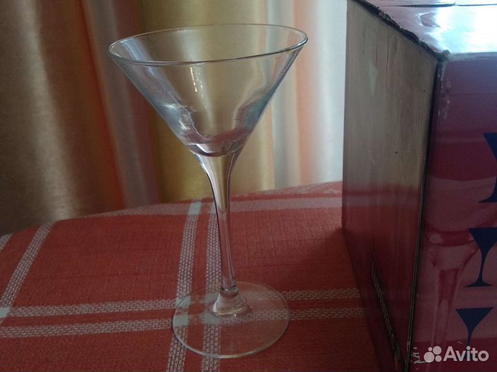 Бокалы для вина 8 шт