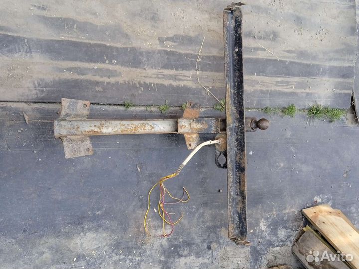 Фаркоп на ваз 2106