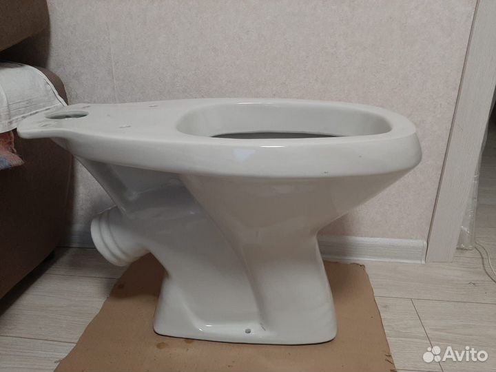 Унитаз новый