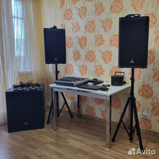 Ведущий мероприятий