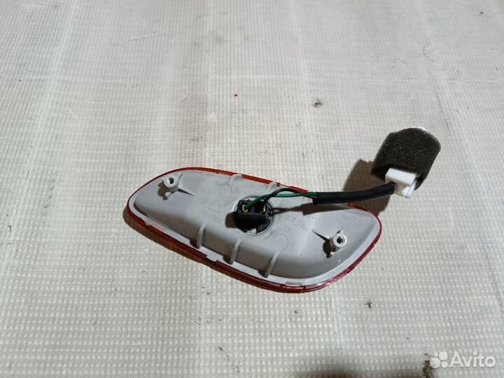 Плафон салонный левой двери Hyundai Coupe GK